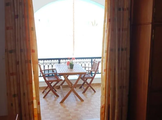 P&g Hotel Naxos City